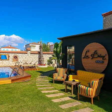 La Bien Alacati מלון *