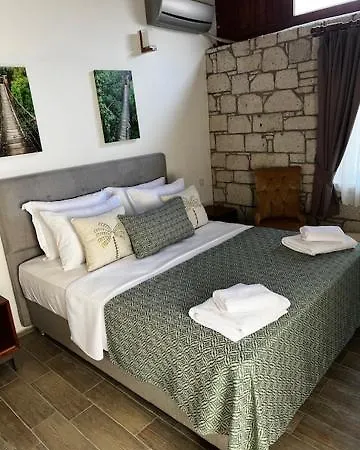 La Bien Alacati מלון *