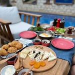La Bien Alacati