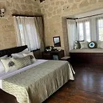 La Bien Alacati By Aliis *