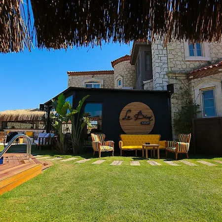 La Bien Alacati By Aliis