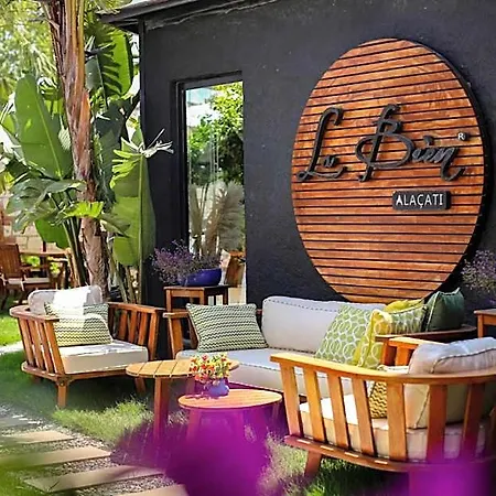 Hotel La Bien Alacati By Aliis *